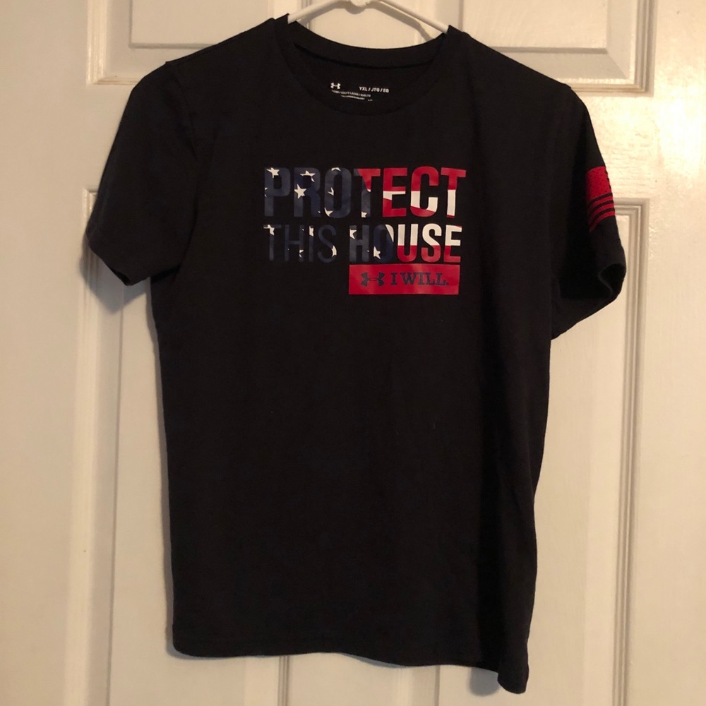 Boys Under Armour T-shirt
